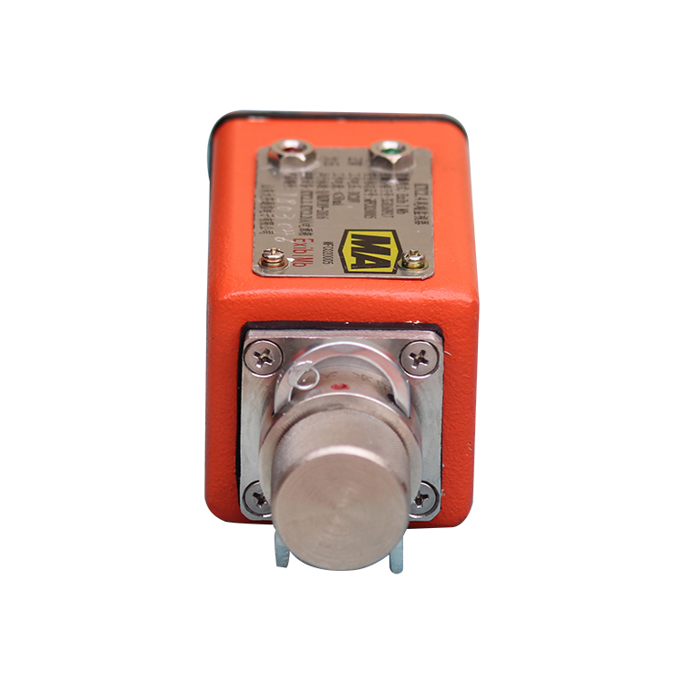 KTC2.1礦用微機(jī)通信控制臺(tái)|山東大齊通信電子有限公司